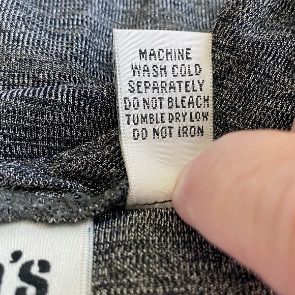 Chico’s Design Heather Gray V-neck Sleeveless Tank Top, 3/16/XL - Picture 4 of 5